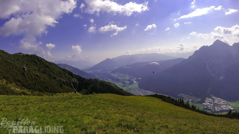 AH29.21-Stubai-Paragliding-189