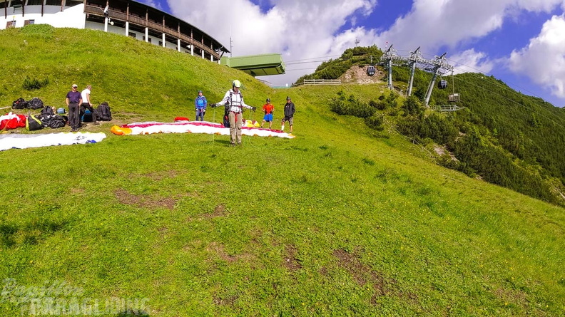 AH29.21-Stubai-Paragliding-205