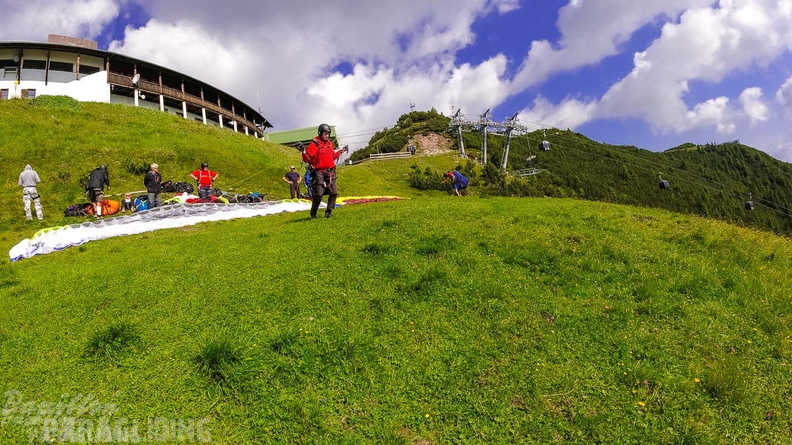AH29.21-Stubai-Paragliding-221