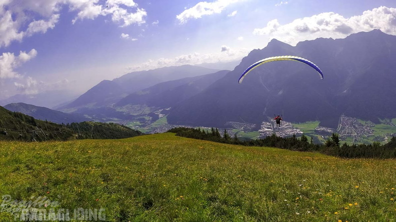 AH29.21-Stubai-Paragliding-224