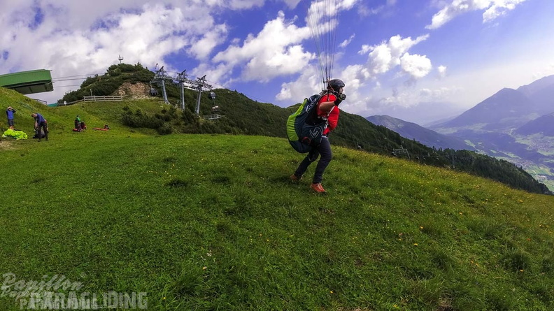AH29.21-Stubai-Paragliding-261