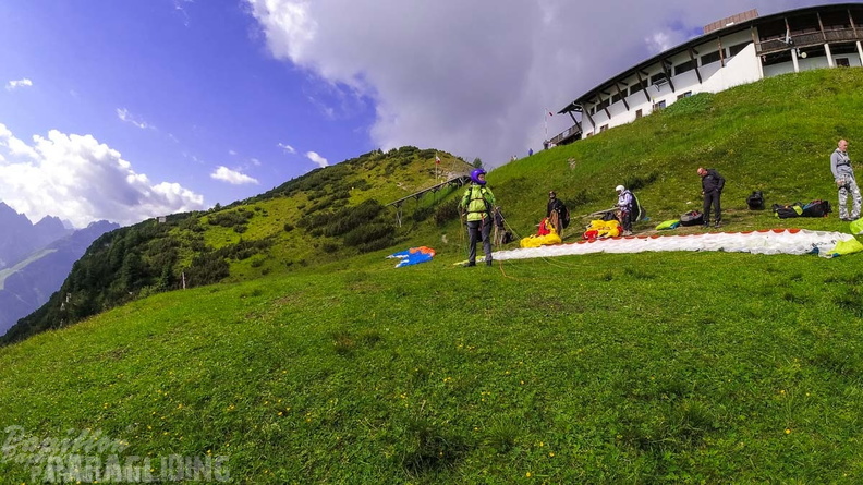 AH29.21-Stubai-Paragliding-268