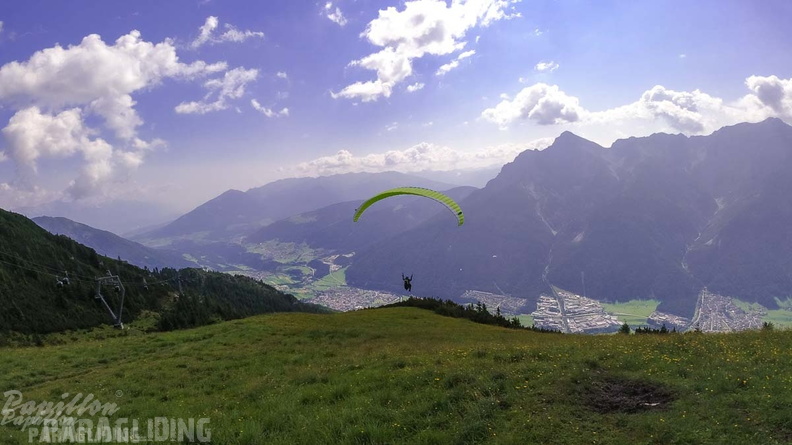 AH29.21-Stubai-Paragliding-295