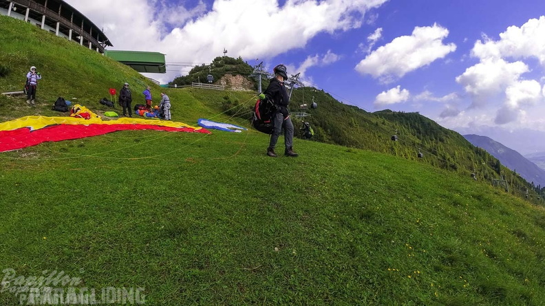 AH29.21-Stubai-Paragliding-302
