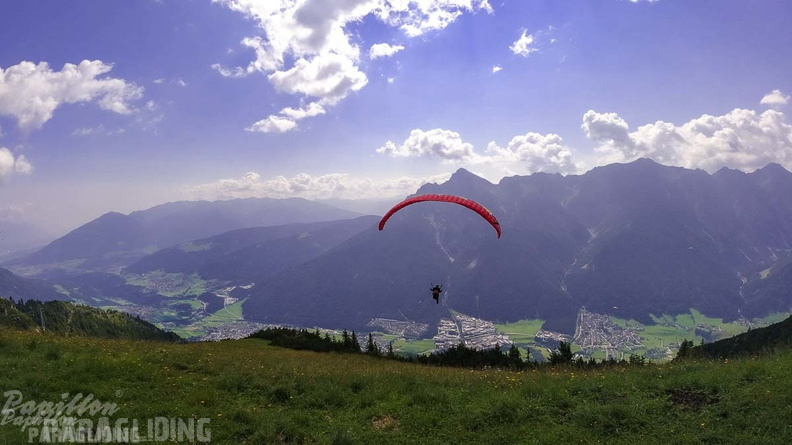 AH29.21-Stubai-Paragliding-305