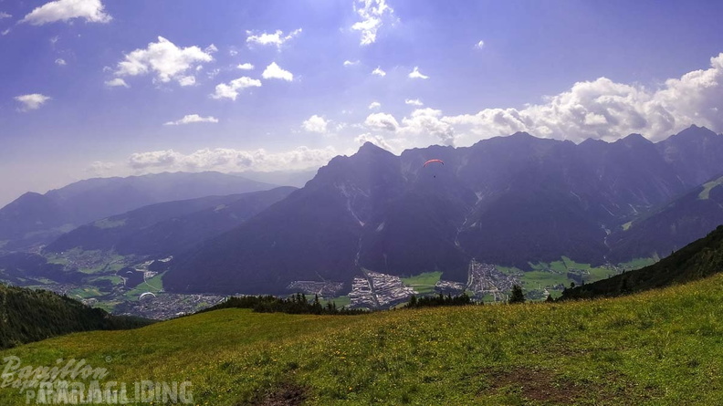 AH29.21-Stubai-Paragliding-311