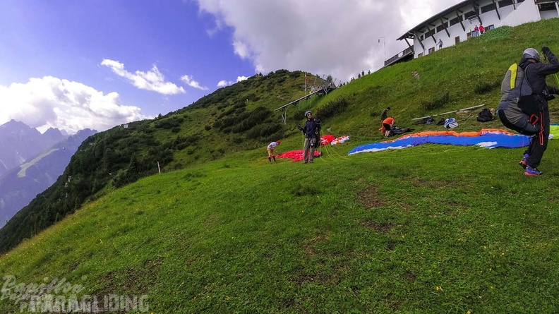 AH29.21-Stubai-Paragliding-328