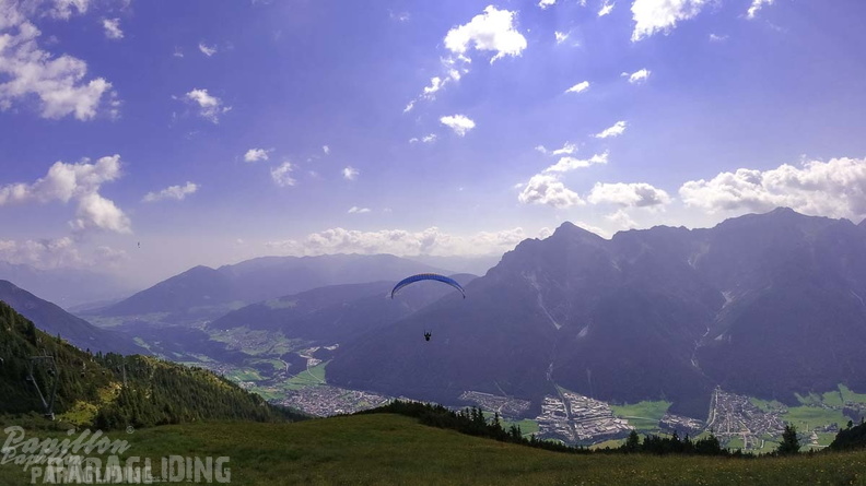 AH29.21-Stubai-Paragliding-336