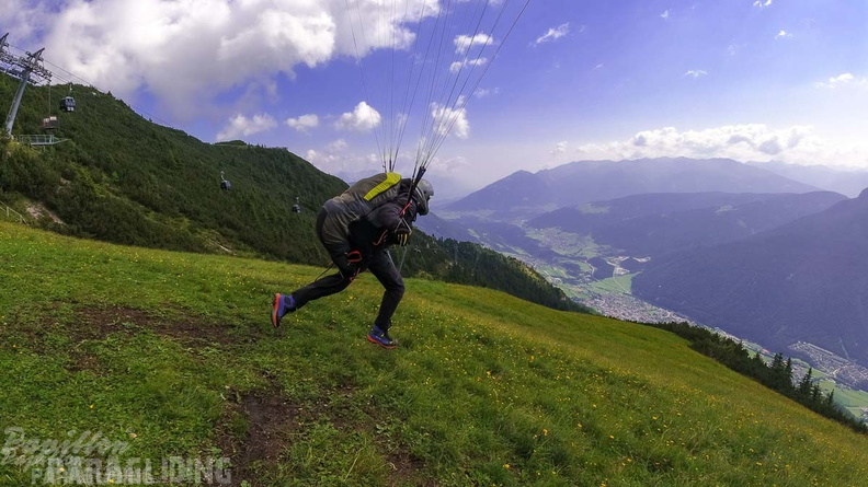 AH29.21-Stubai-Paragliding-346