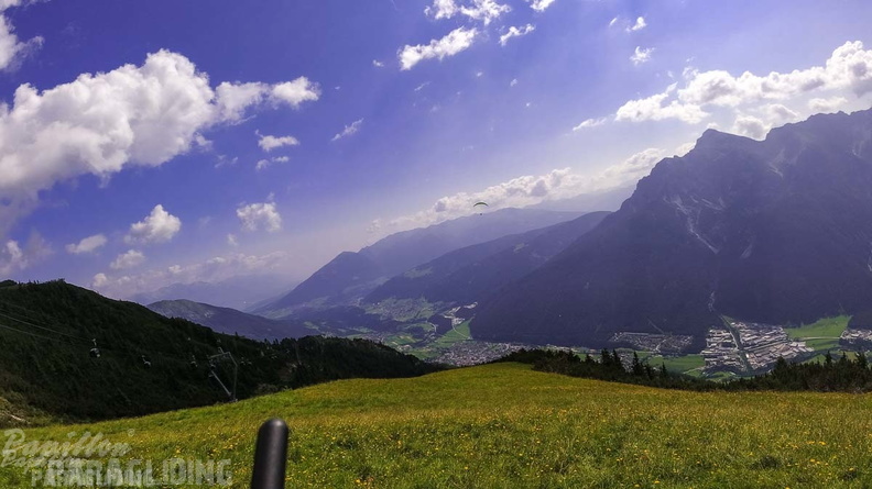 AH29.21-Stubai-Paragliding-357