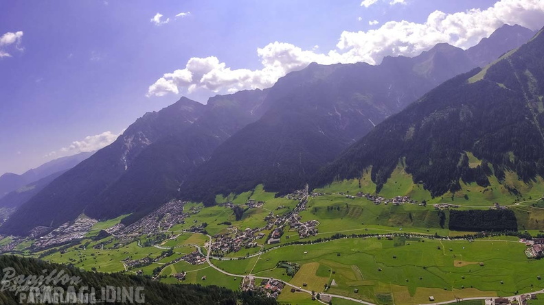 AH29.21-Stubai-Paragliding-396