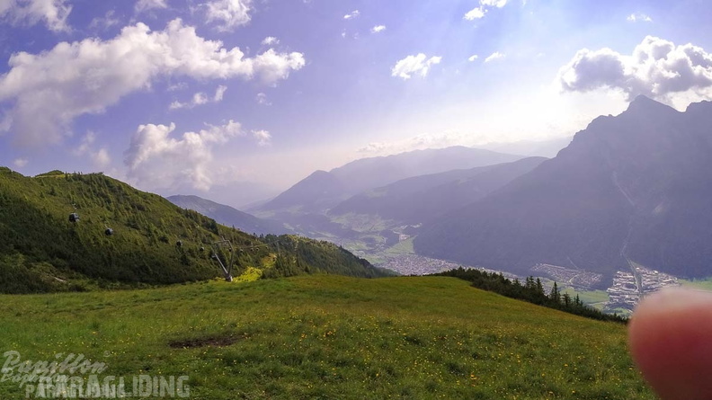 AH29.21-Stubai-Paragliding-110