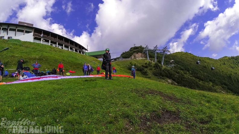 AH29.21-Stubai-Paragliding-113