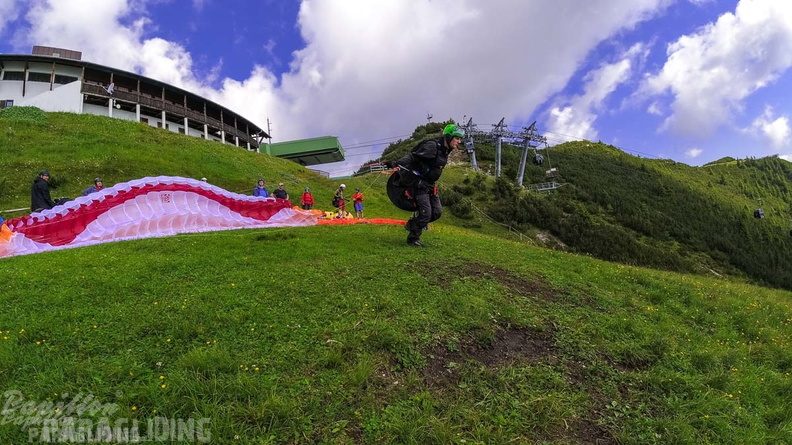 AH29.21-Stubai-Paragliding-116