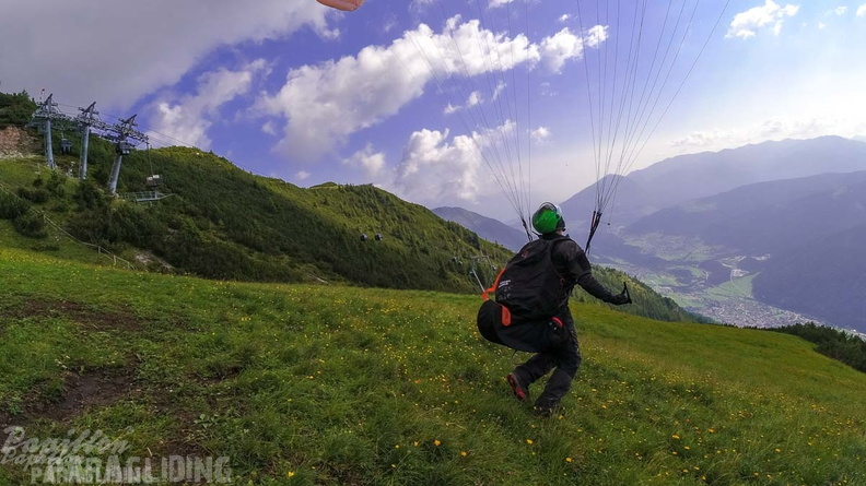 AH29.21-Stubai-Paragliding-117