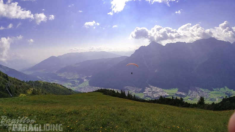 AH29.21-Stubai-Paragliding-120