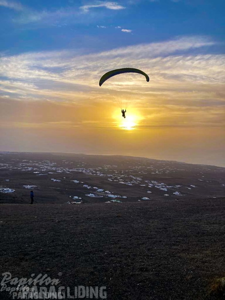 FLA50.21-Paragliding-Lanzarote-100