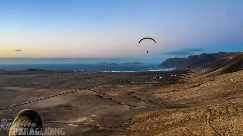 fla10.22-lanzarote-paragliding-118