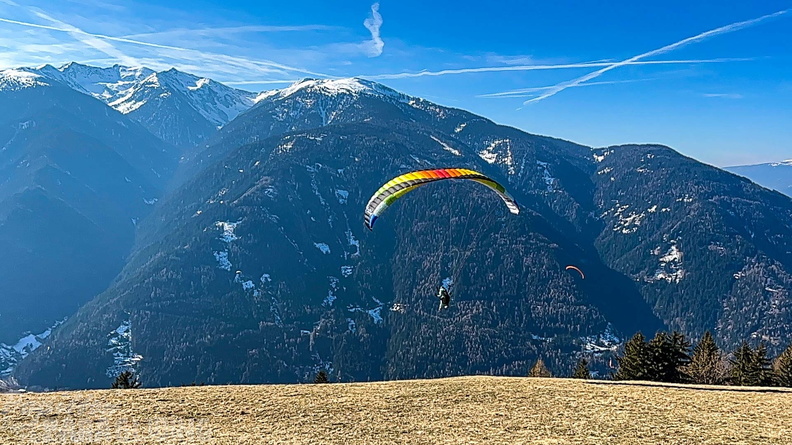dh11.22-luesen-paragliding-144