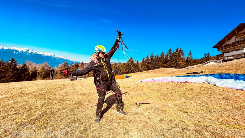 dh11.22-luesen-paragliding-160
