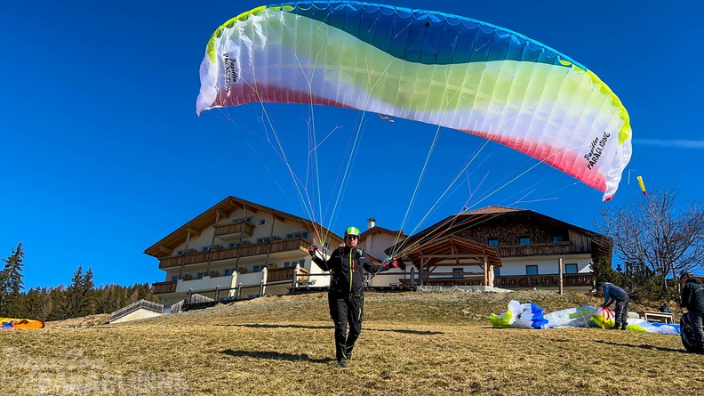 dh11.22-luesen-paragliding-163