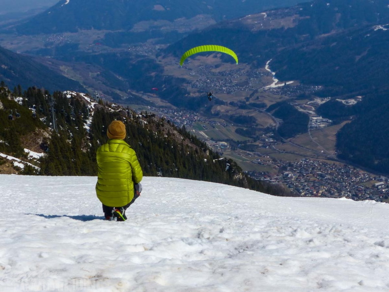 as12.22-paragliding-stubai-115
