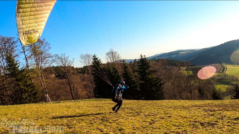 ek16.22-sauerland-paragliding-122