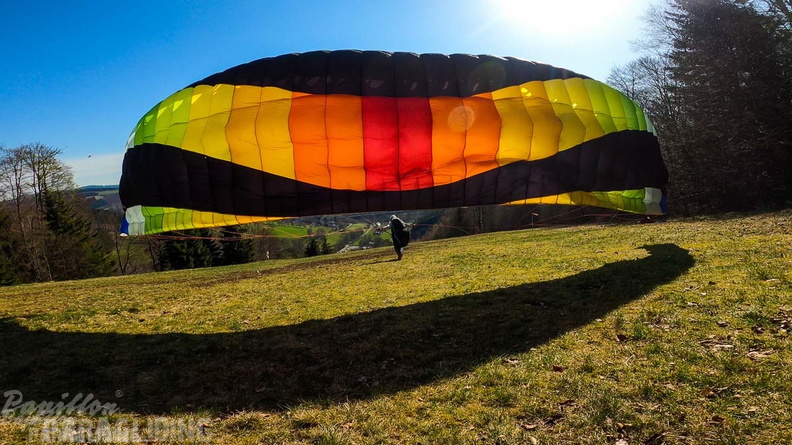 ek16.22-sauerland-paragliding-136