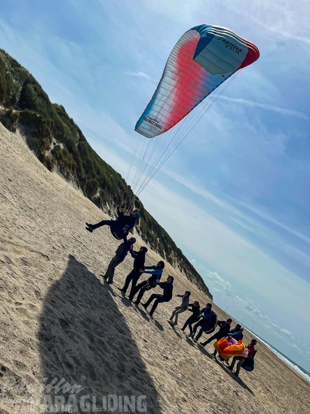 FZ19.22-zoutelande-paragliding-112