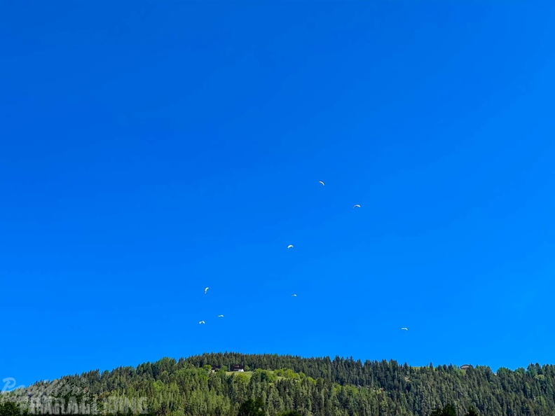 DH21.22-Luesen-Paragliding-185