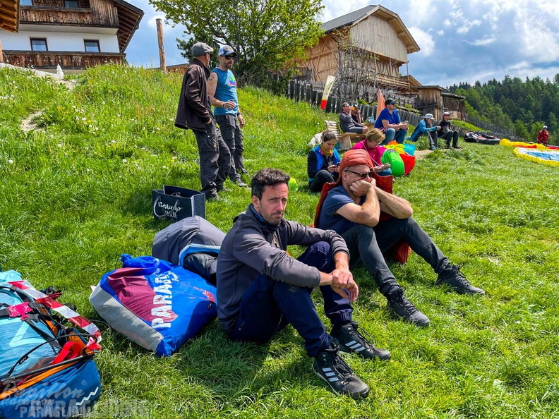DH21.22-Luesen-Paragliding-202