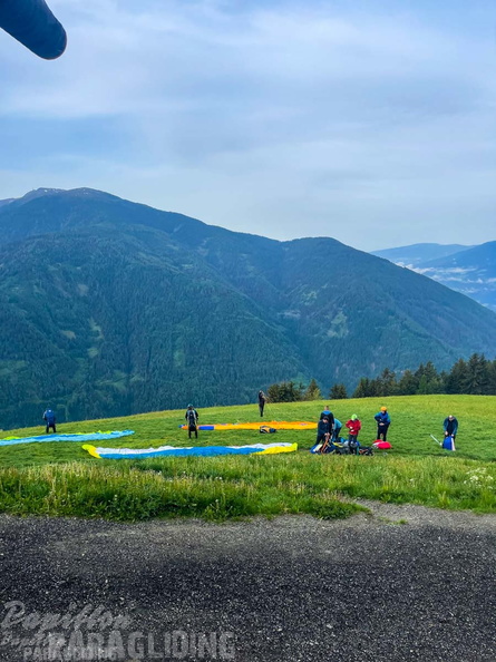 DH21.22-Luesen-Paragliding-107