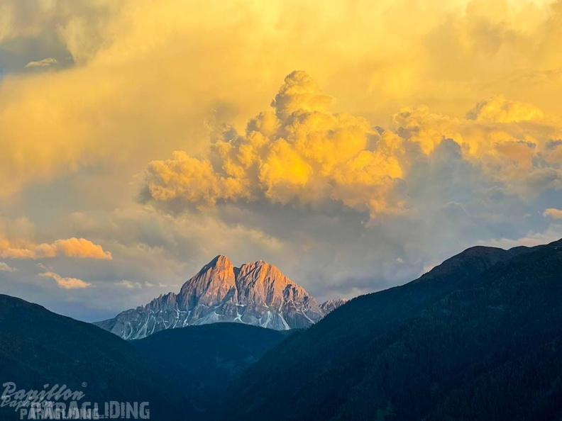 DH21.22-Luesen-Paragliding-159