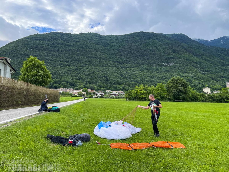 ffe22.22-feltre-paragliding-280.jpg