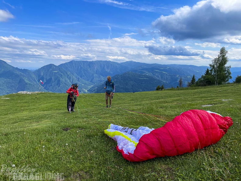 ffe22.22-feltre-paragliding-263
