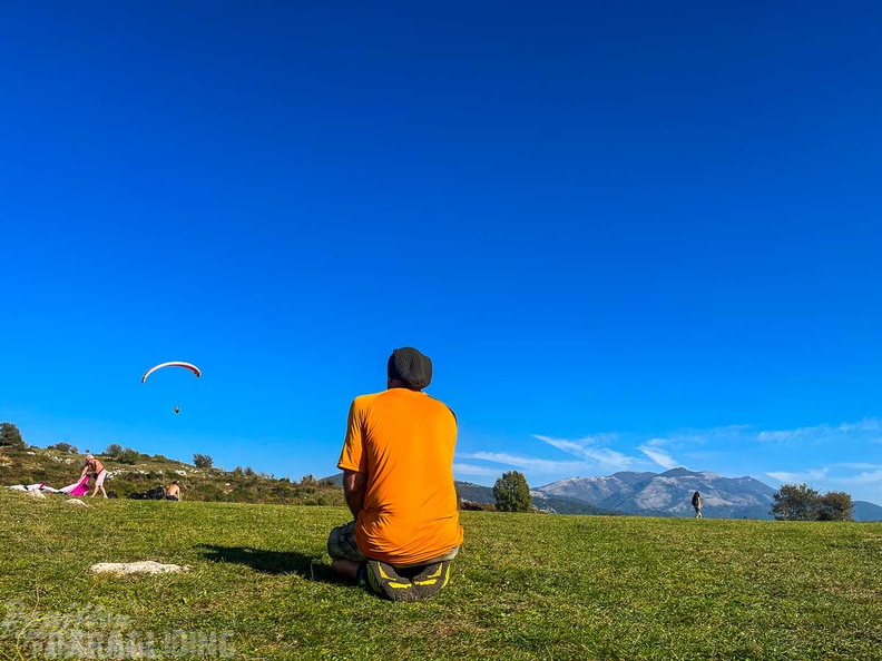 FNO44.22-Paragliding.jpg-410