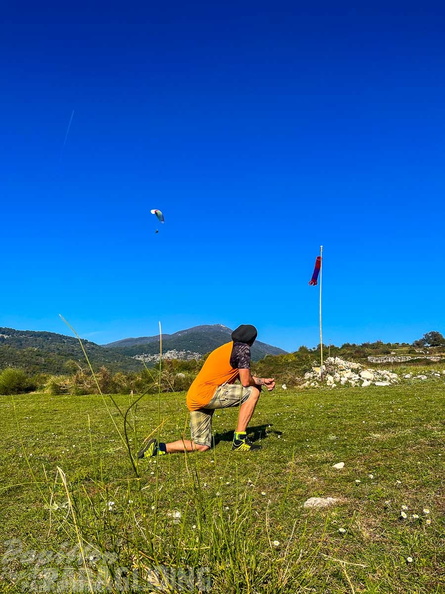 FNO44.22-Paragliding.jpg-430