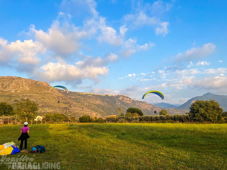 FNO44.22-Paragliding.jpg-437
