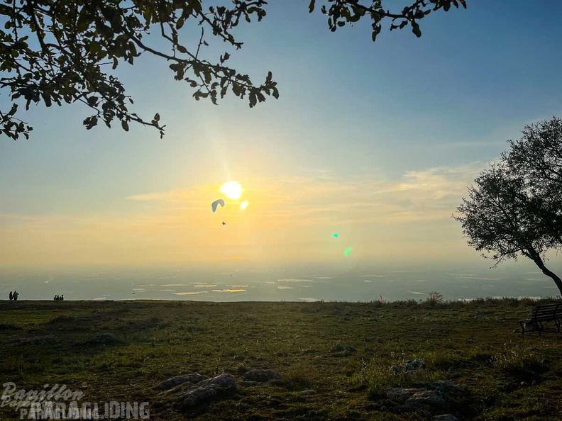 FNO44.22-Paragliding.jpg-451