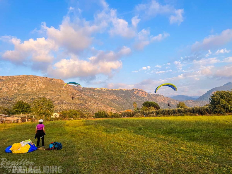 FNO44.22-Paragliding.jpg-457