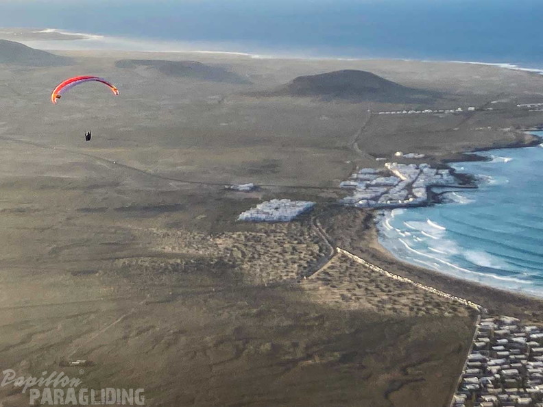 FLA50.22 papillon-paragliding-128