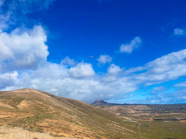 FLA7.23-lazarote-paragliding-123