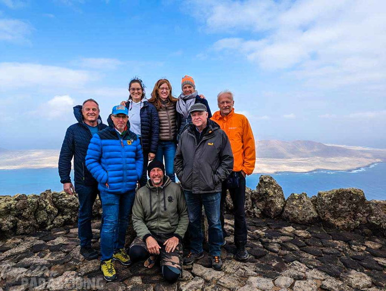 fla8.23-lanzarote-paragliding-landscape-100
