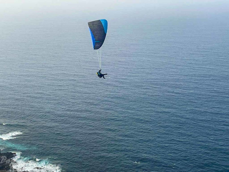 fla8.23-lanzarote-paragliding-landscape-129