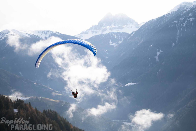DH14.23-Luesen-Paragliding-100