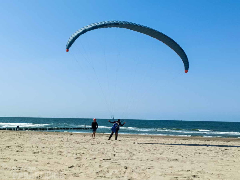 FZ20.23-paragliding-103