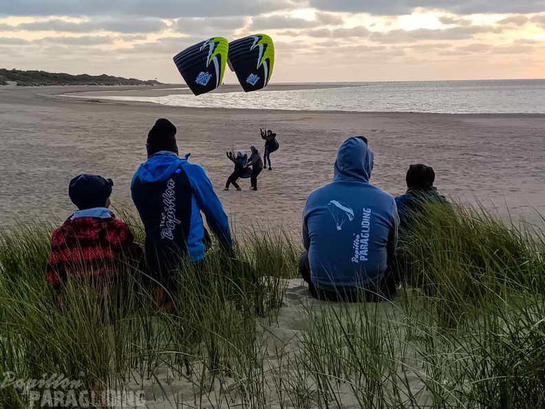 FZ21.23-paragliding-109