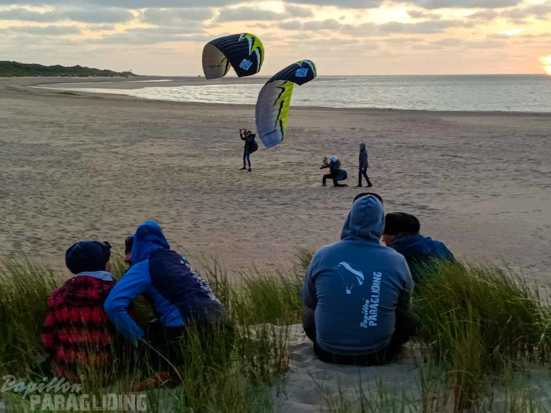 FZ21.23-paragliding-111