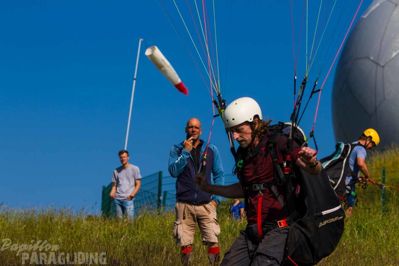 wasserkuppe-paragliding-suedhang-23-06-25.jpg-133
