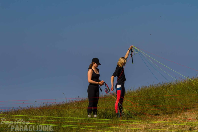wasserkuppe-paragliding-suedhang-23-06-25.jpg-142